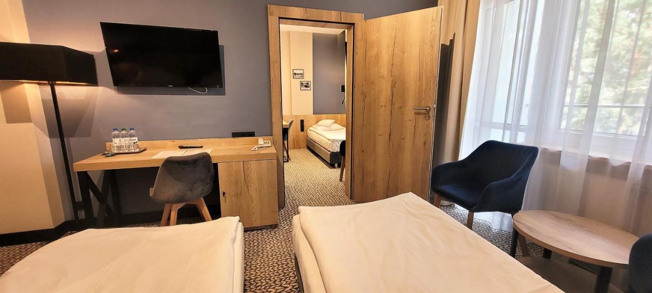 Hotel Wojciech Augustów Esterno foto